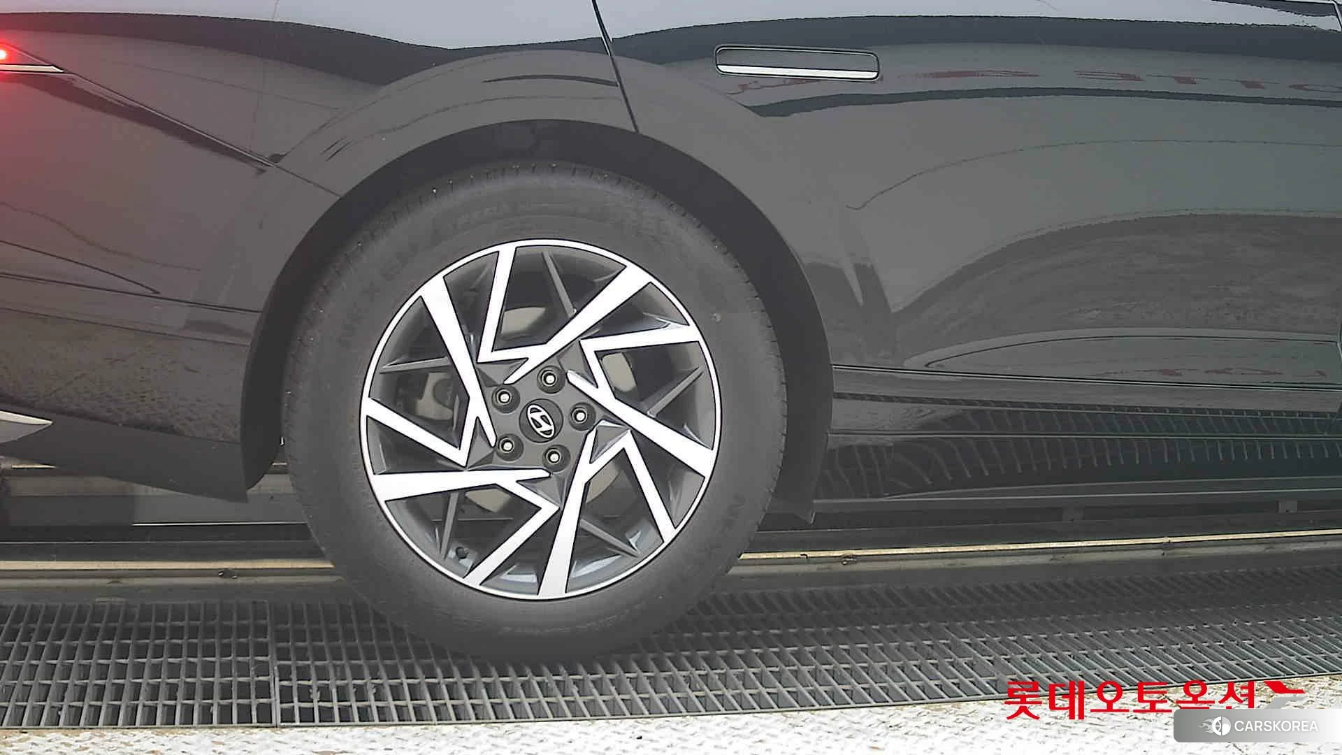 Hyundai Grandeur Hybrid id 4902567 из Кореи 16