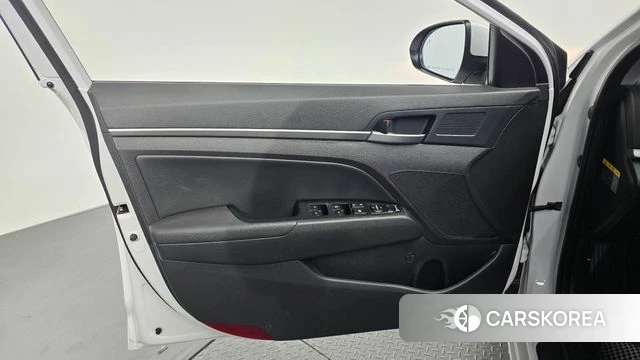 Hyundai Avante AD id 4605454 из Кореи 16