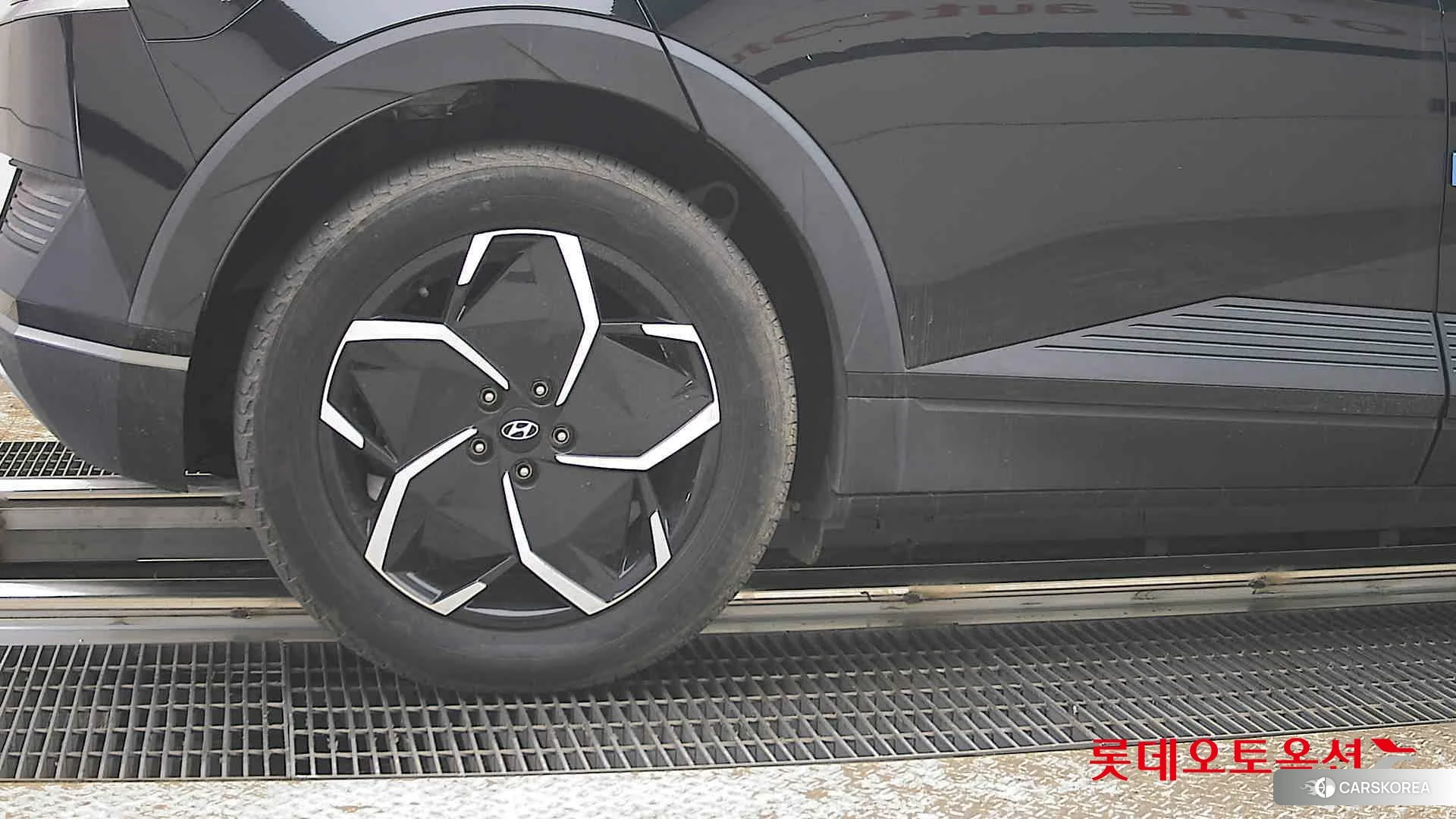 Hyundai IONIQ 5 id 3869357 из Кореи 16