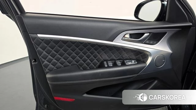 Genesis G70 id 4882265 из Кореи 16