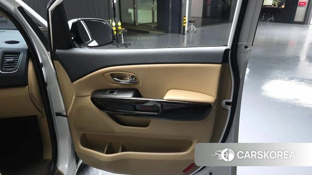 Kia The New Carnival id 4233156 из Кореи 16