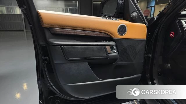 Land Rover Discovery 5 id 4746449 из Кореи 16