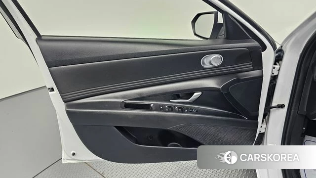 Hyundai Avante Hybrid (CN7) id 4592846 из Кореи 16