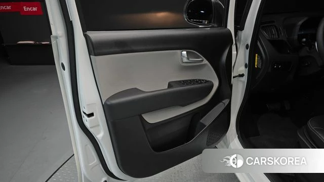 Kia The New Kia Ray EV id 4528227 из Кореи 16