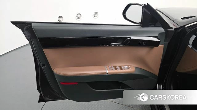 Hyundai Grandeur Hybrid (GN7) id 4767830 из Кореи 16