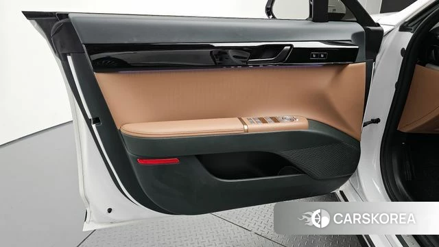Hyundai Grandeur Hybrid (GN7) id 4407876 из Кореи 16