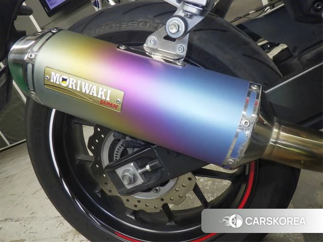 Проданный Honda CBR400R id 3994877 из Японии, фото 16