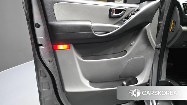 Hyundai The New Grand Starex id 4764443 из Кореи 16