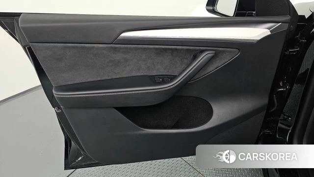 Tesla Model Y id 4649863 из Кореи 16