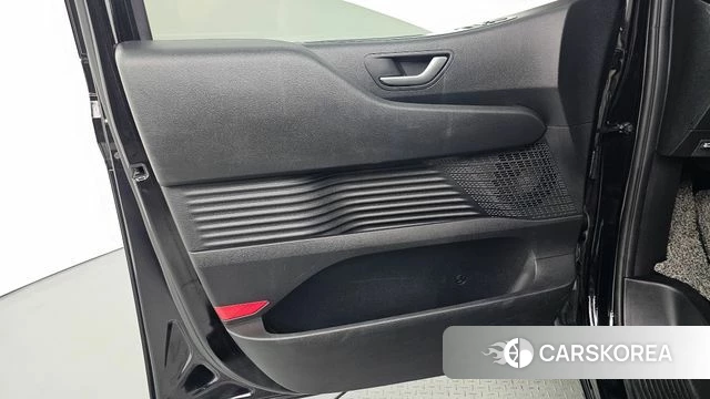 Hyundai Staria id 4682279 из Кореи 16