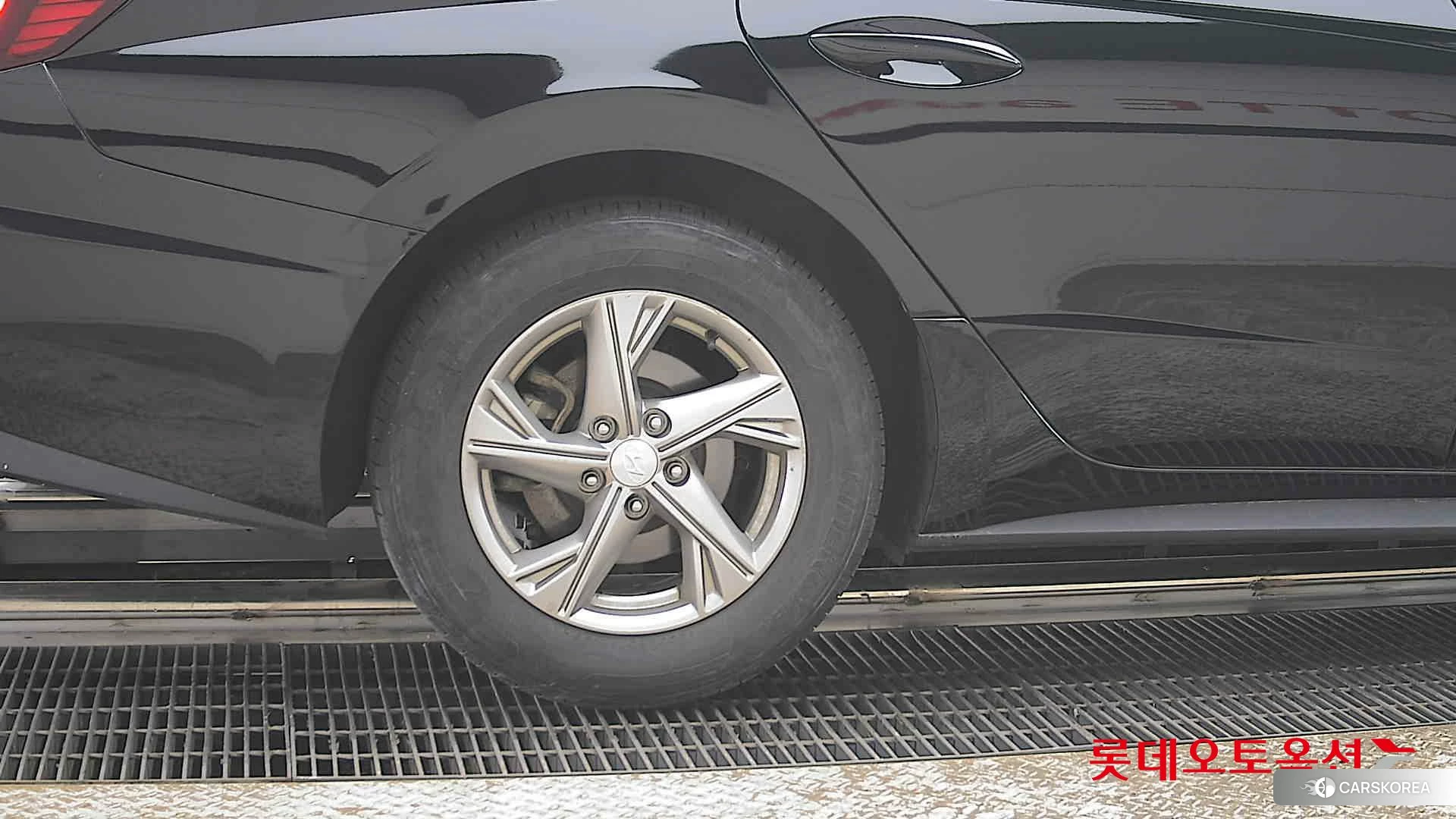 Hyundai Sonata id 3888316 из Кореи 16