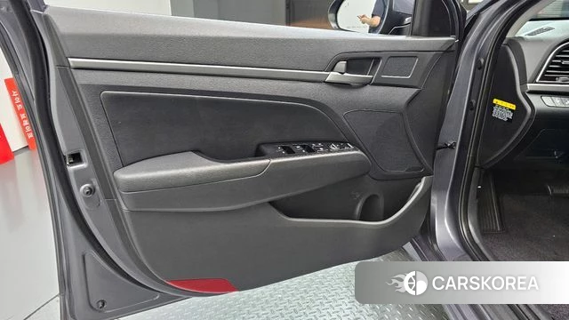 Hyundai Avante AD id 4246103 из Кореи 16