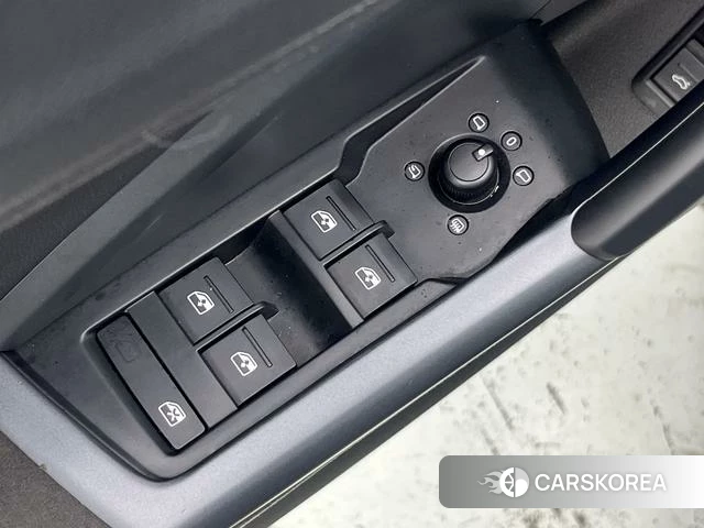 Audi Q3 Sportback id 4260686 из Китая 16