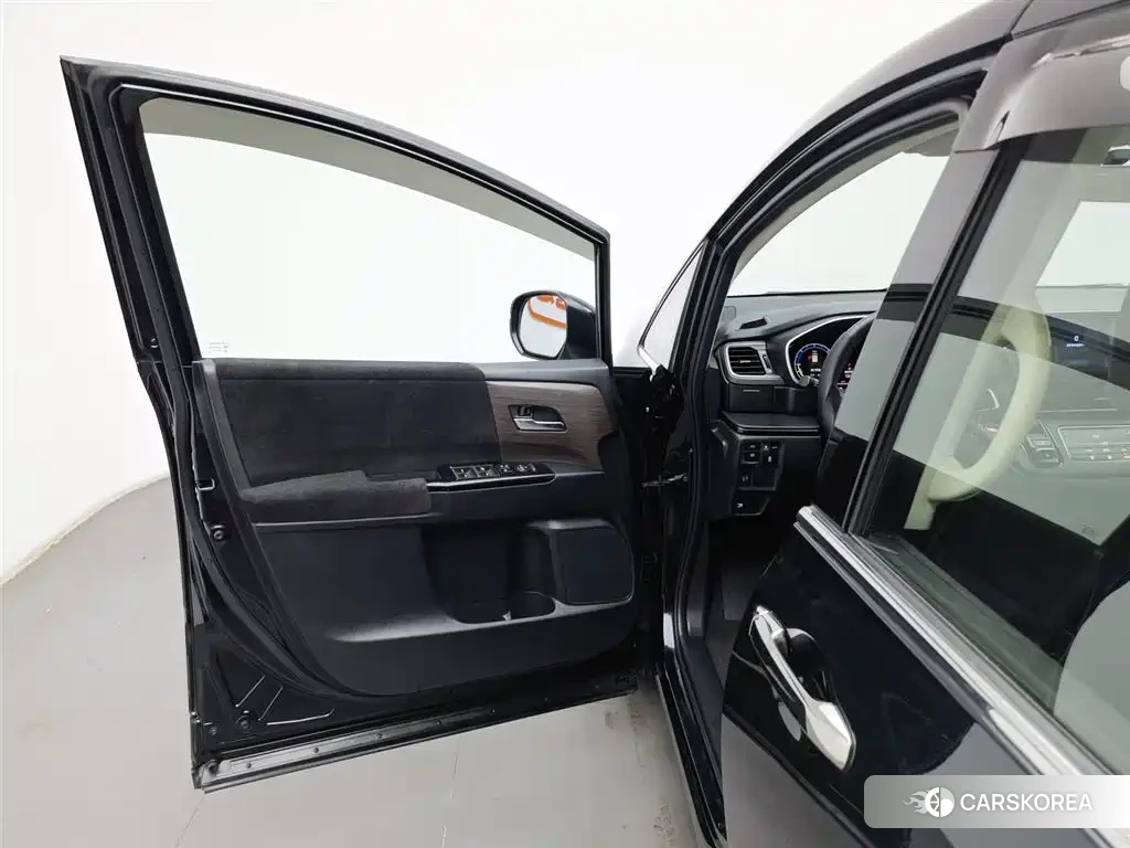 Honda Odyssey id 4515356 из Китая 16