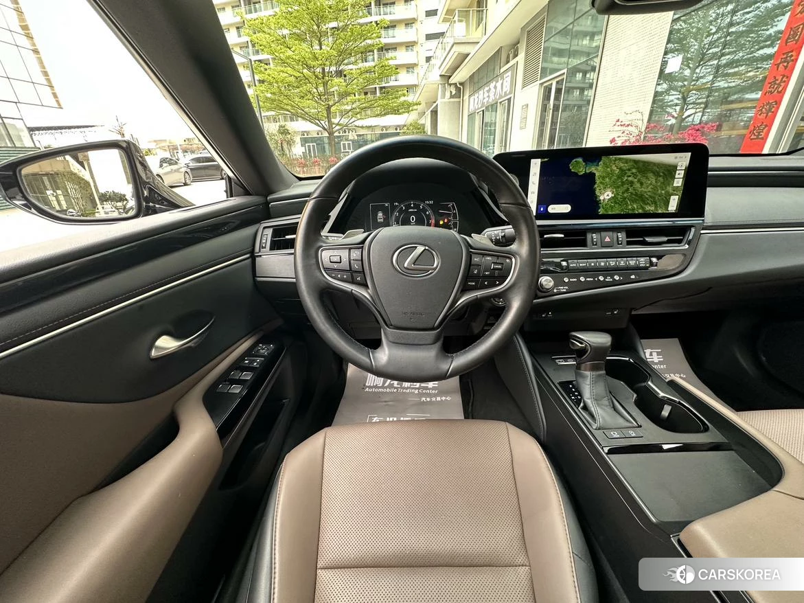 Lexus ES id 4420839 из Китая 16