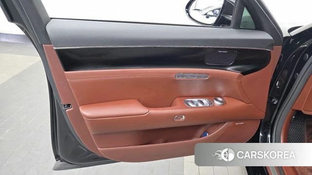 Genesis G90 (RS4) id 4762695 из Кореи 16