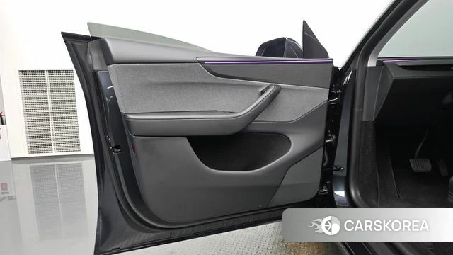 Tesla Model Y id 4279716 из Кореи 16