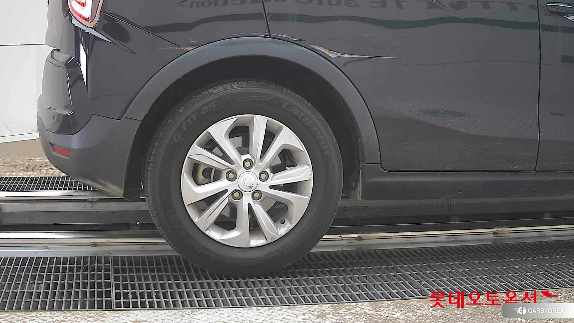 SsangYong Tivoli id 3869463 из Кореи 16