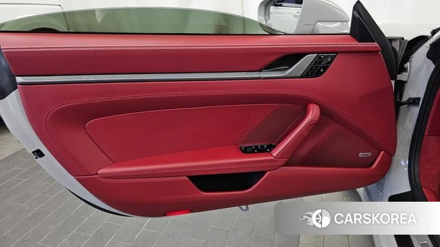 Porsche 911(992) id 4894702 из Кореи 16