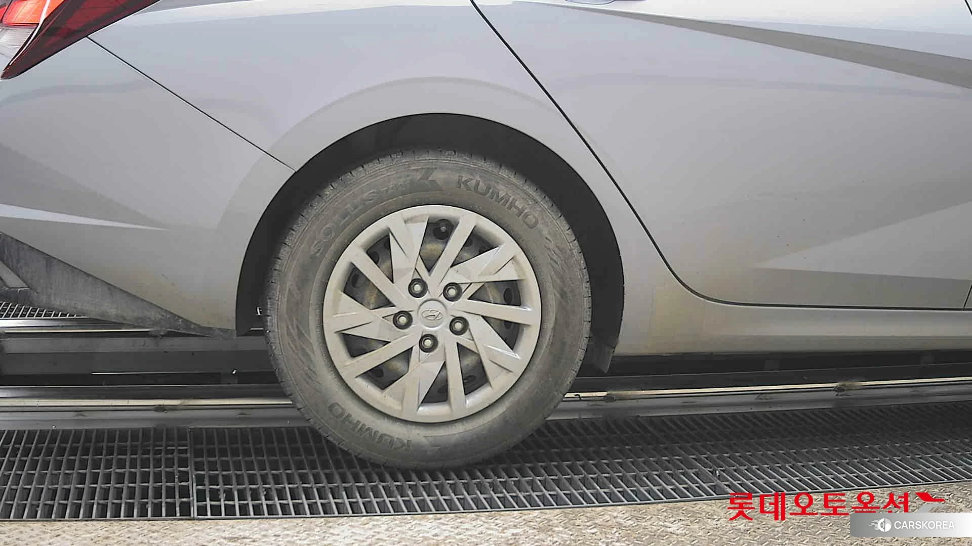 Hyundai Avante id 3869287 из Кореи 16