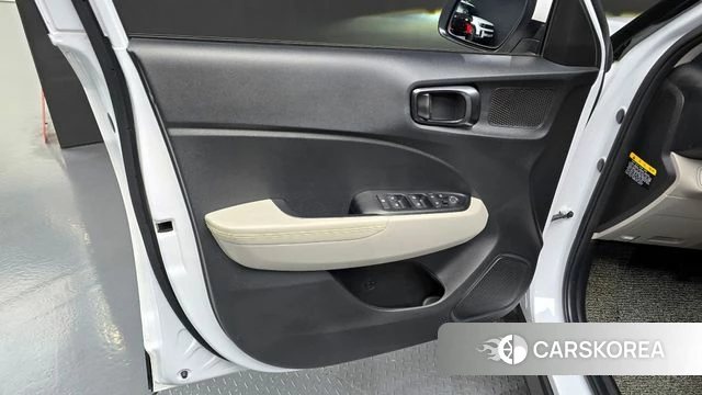 Hyundai Venue id 4331259 из Кореи 16