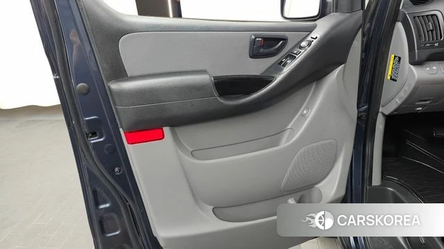 Hyundai The New Grand Starex id 4477507 из Кореи 16
