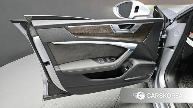 Audi A7 (4K) id 4310171 из Кореи 16