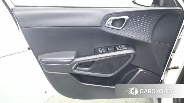 Kia Soul Booster EV id 4642378 из Кореи 16