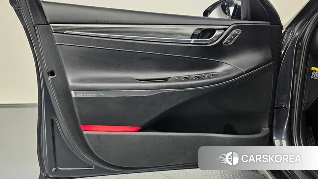 Hyundai Grandeur IG id 4873396 из Кореи 16