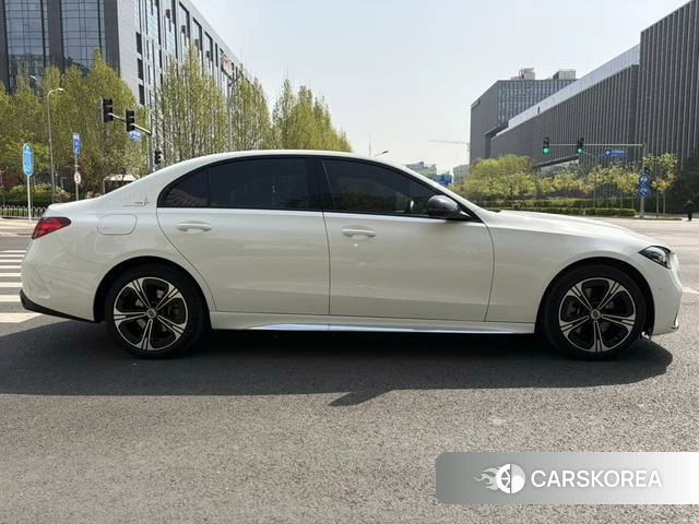 Mercedes-Benz Class C id 4256756 из Китая 16