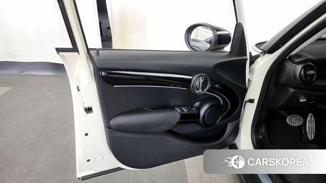 Mini Cooper id 4382567 из Кореи 16