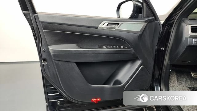 Ssangyong Rexton Sports id 4574346 из Кореи 16