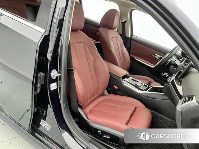 BMW 3 series id 4335731 из Китая 16