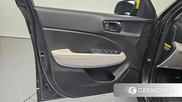 Hyundai Venue id 4339243 из Кореи 16