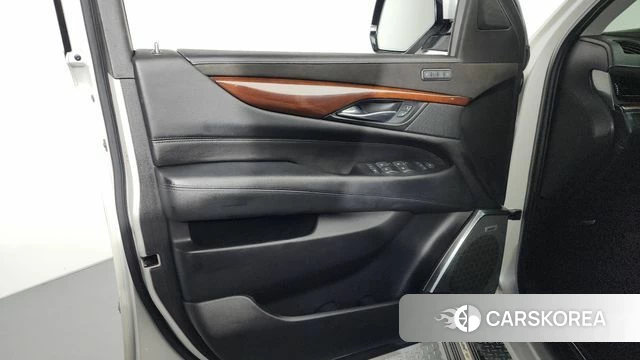 Cadillac Escalade id 4286339 из Кореи 16