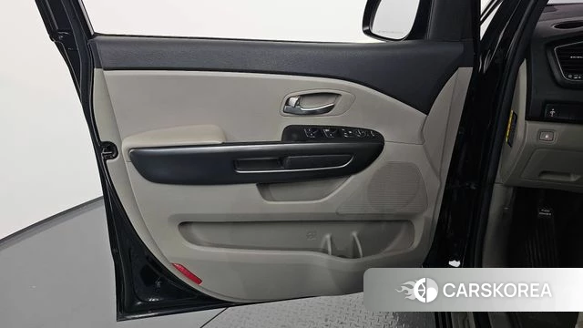 Kia The New Carnival id 4477481 из Кореи 16