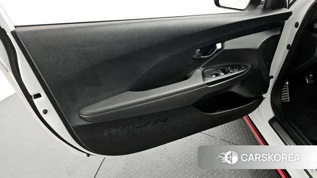 Hyundai Veloster (JS) id 4408917 из Кореи 16