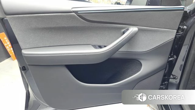 Tesla Model Y id 4639875 из Кореи 16