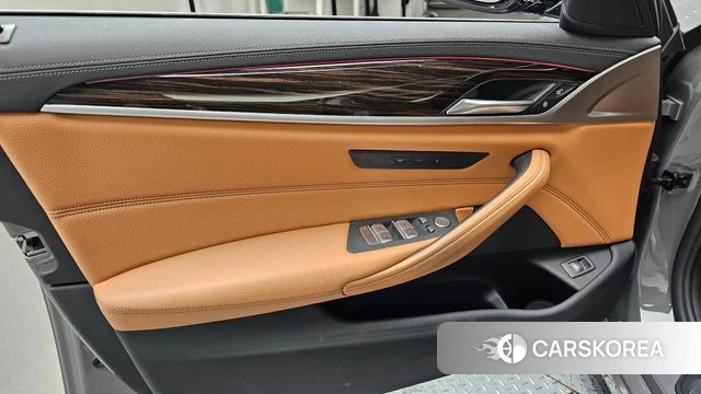 BMW 5 Series (G30) id 4881630 из Кореи 16