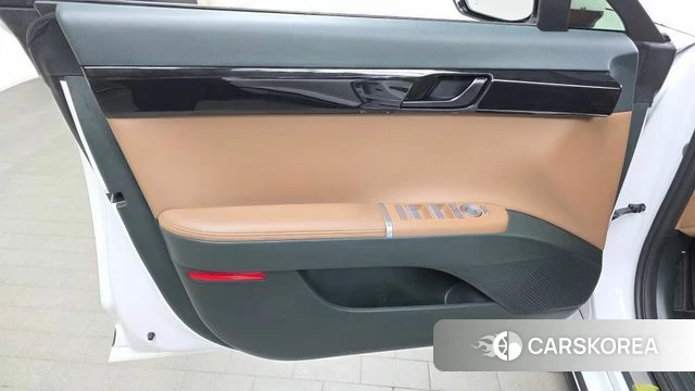 Hyundai Grandeur Hybrid (GN7) id 4302551 из Кореи 16
