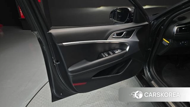 Genesis G70 id 4477619 из Кореи 16