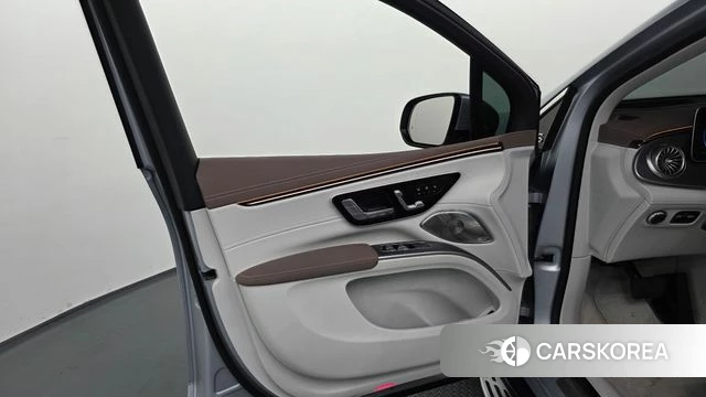 Mercedes-Benz EQS SUV X296 id 4560671 из Кореи 16