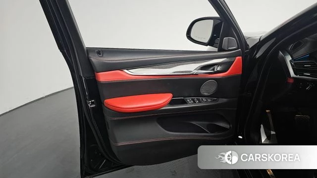 BMW X6M (F16) id 4196646 из Кореи 16