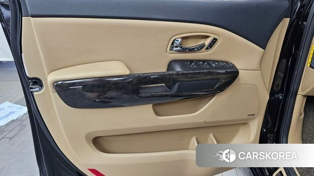 Kia The New Carnival id 4633080 из Кореи 16