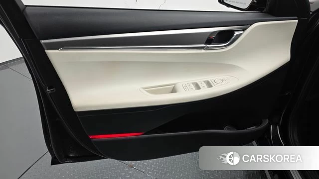 Hyundai The New Grandeur IG Hybrid id 4388817 из Кореи 16