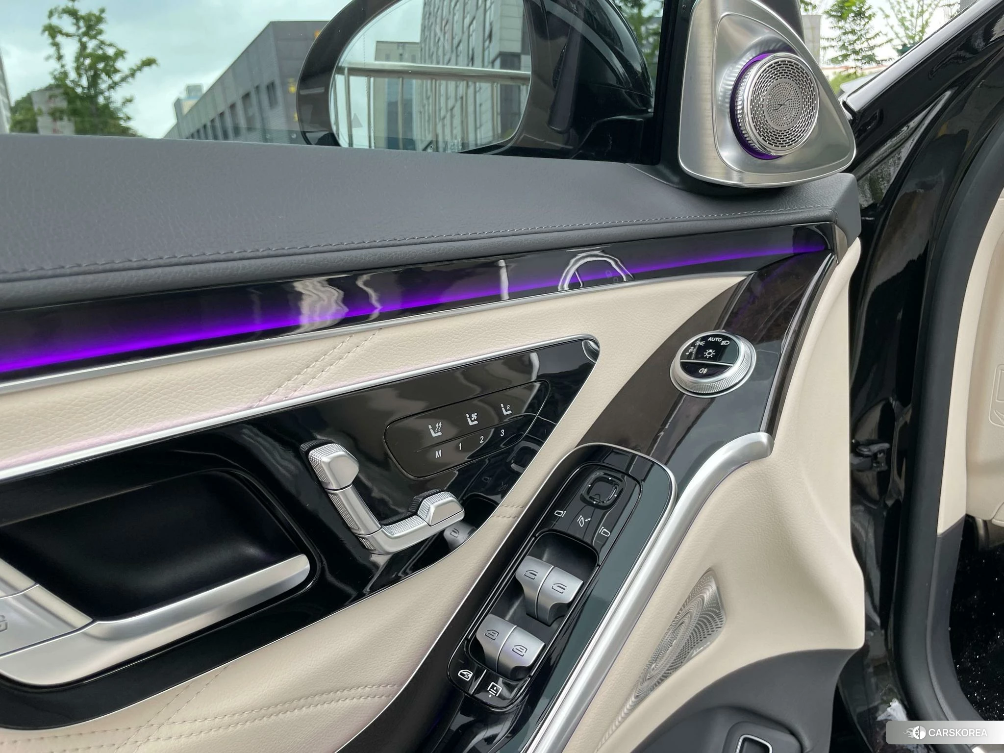 Mercedes-Benz Maybach S-class id 4498479 из Китая 16