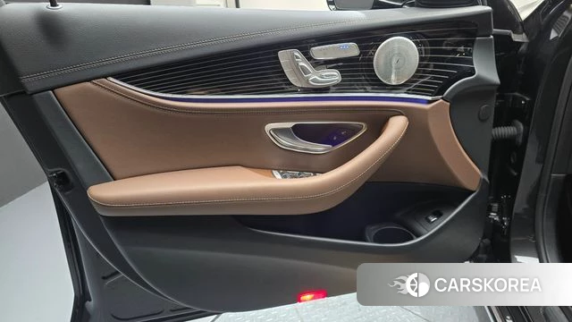 Mercedes-Benz E-Class W213 id 4759077 из Кореи 16