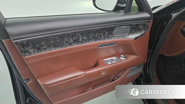 Genesis G90 (RS4) id 4401484 из Кореи 16