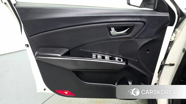 Ssangyong Tivoli Air id 4689289 из Кореи 16