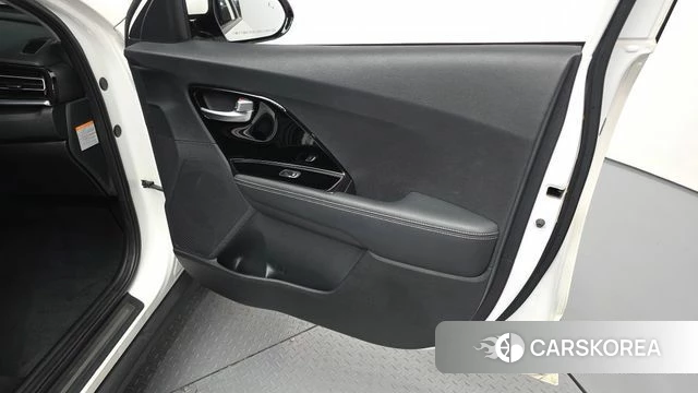 Kia The New Niro id 4662303 из Кореи 16